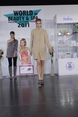 Módní přehlídka v rámci veletrhu World of Expo Beauty 2011