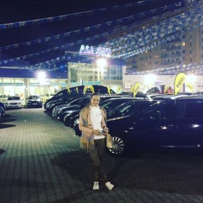 Hosteska pro AAA Auto Bratislava