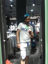 model/286/Mobil-praha nakup obleceni duben 2013 090.jpg