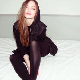 modelky/26361/jjOPzdHni7k.jpg