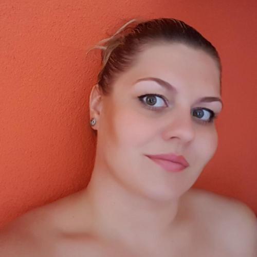 A fényképet a modell helyezte be a cseh Modelky s.r.o portáljára.