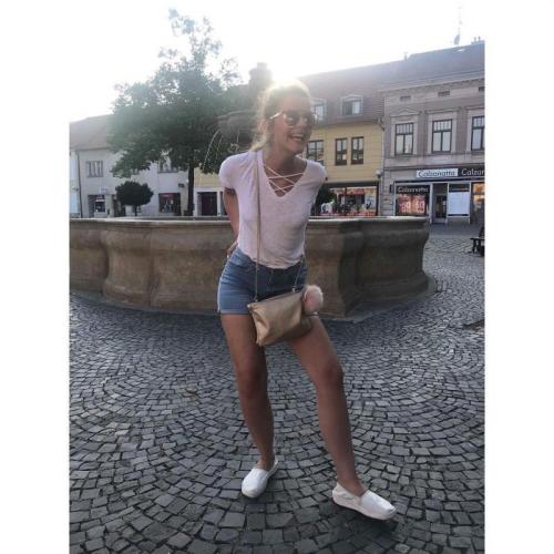 Fotografiu vložila modelka na portál spoločnosti Slovenskej Modelky s.r.o.