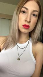 modelky/27830/AD6CBA55-053F-4896-A60A-9F06E3CD31A1.jpeg