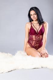 modelky/28668/3D31521D-F59E-469E-8691-51EA74303CE2.jpeg