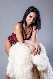 modelky/28668/BF5CDEF3-947D-46E3-9EF0-2D45010A3036.jpeg