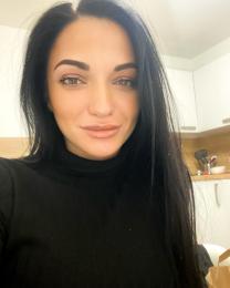 modelky/28694/90965DB6-A4D9-41FB-A7F9-615B2F1E2E96.jpeg
