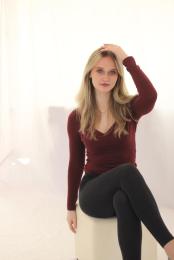 modelky/30449/att.-omGKEMnP1KZ5XM9M5UvQQJwVrOR4cgilGReE69ZlYQ.jpeg