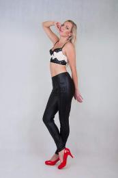 modelky/3080/received_1308667505884082.jpeg